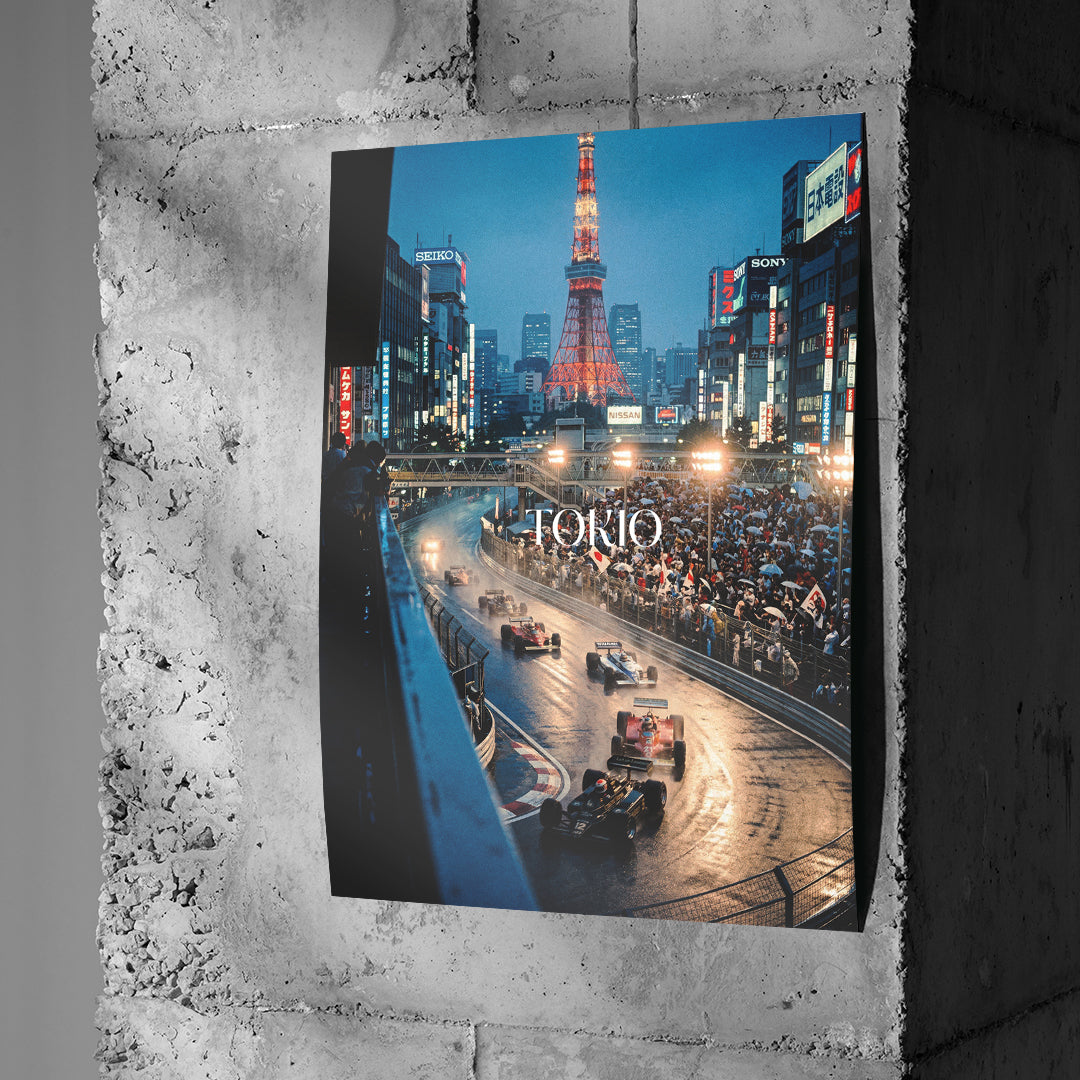 DOTCOMCANVAS Tokyo F1 Poster auf Betonwand