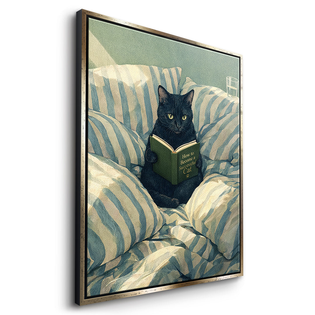 Seitenansicht des Leinwandbilds How to Become a Successful Cat im goldenen Rahmen