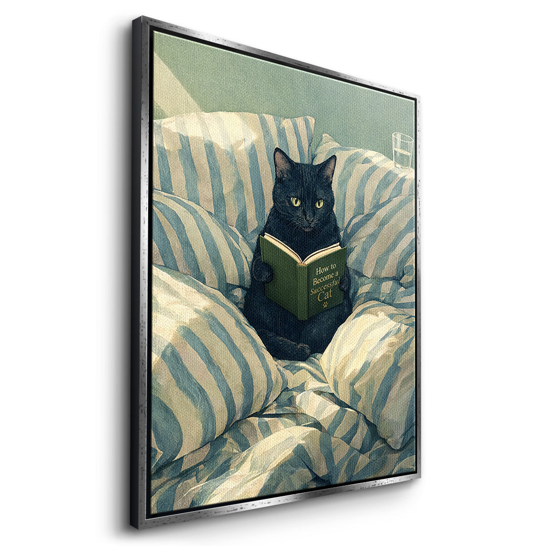 Seitenansicht des Leinwandbilds How to Become a Successful Cat im silbernen Rahmen