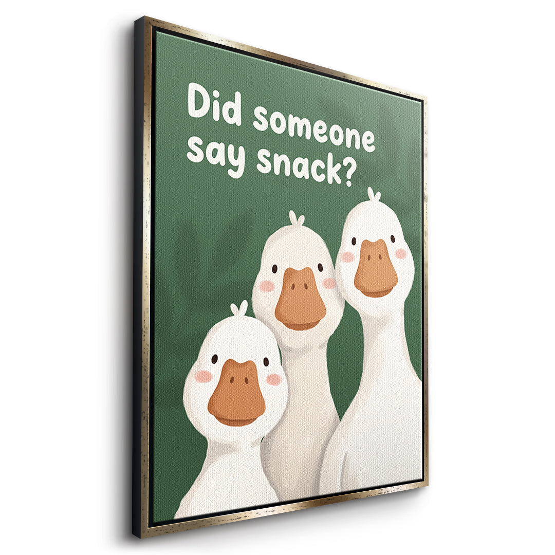 Seitenansicht des Leinwandbilds Did someone say snack? im goldenen Rahmen