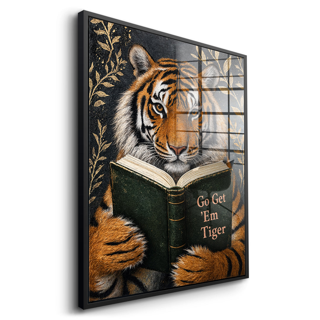 Seitenansicht des Acrylglasbilds Go Get 'Em Tiger im schwarzen Rahmen