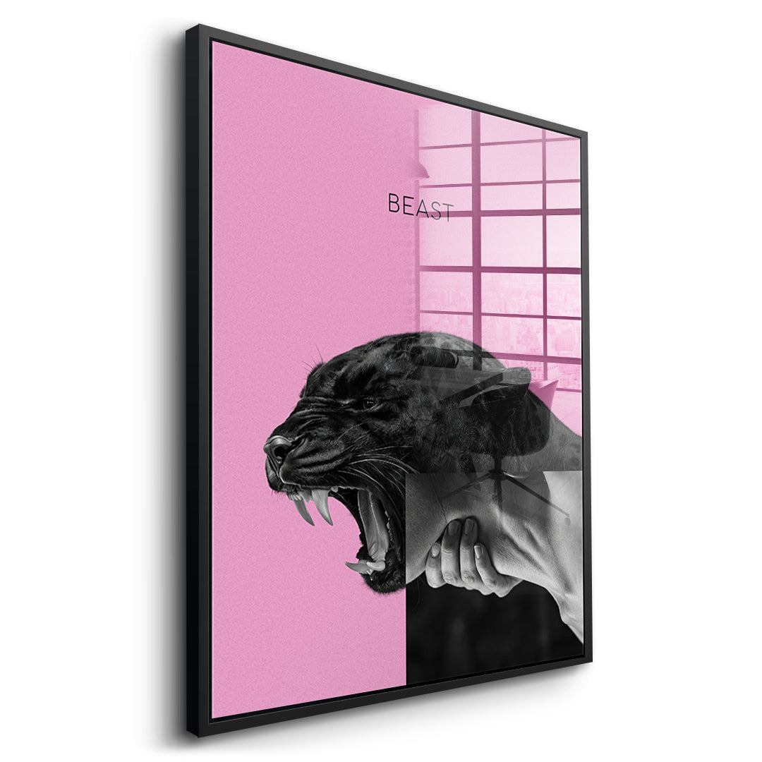 Seitenansicht des Acrylglasbilds Beast Pink im schwarzen Rahmen