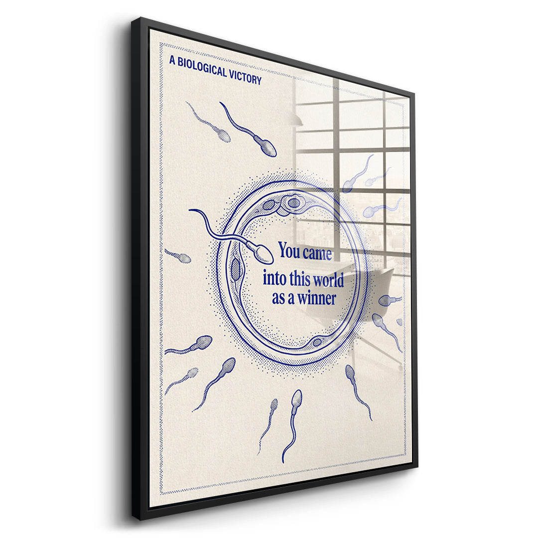 Seitenansicht des Acrylglasbilds Came Into The World As A Winner im schwarzen Rahmen