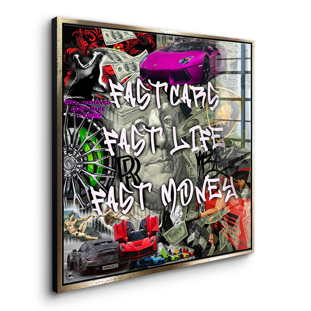 Seitenansicht des Acrylglasbilds Fast Life im goldenen Rahmen