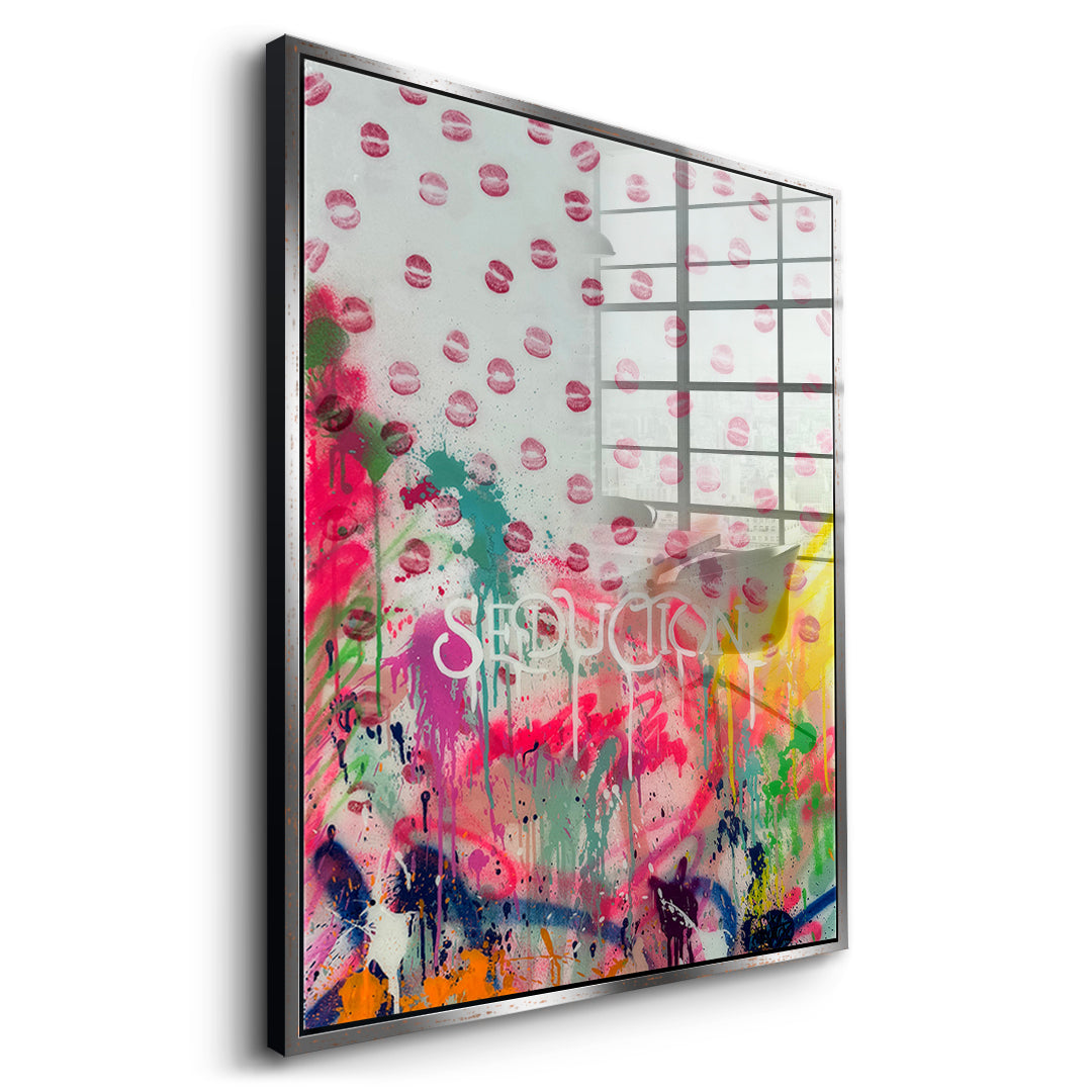 Seitenansicht des Acrylglasbilds Seduction Kisses im silbernen Rahmen