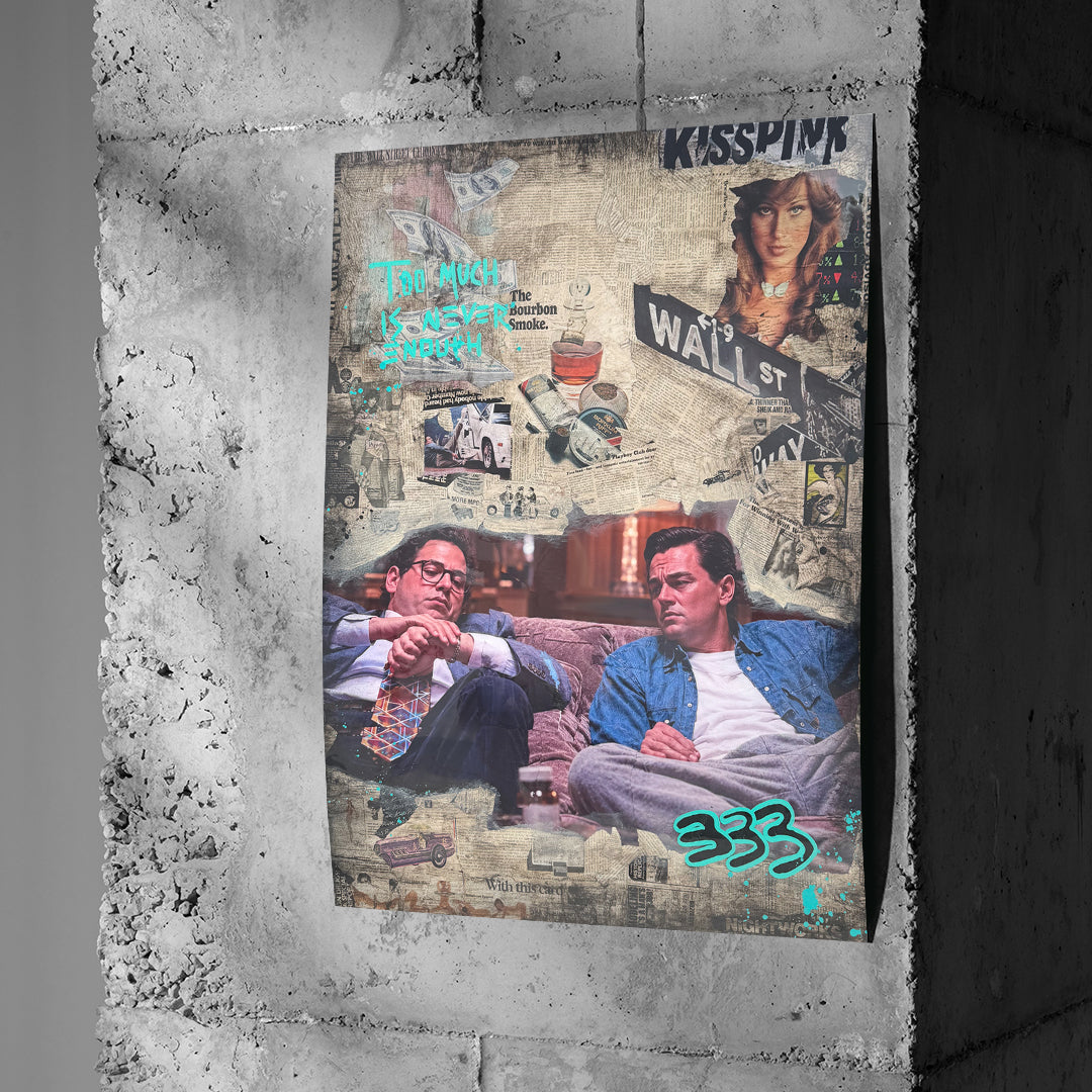 Poster Too Much Not Enough an einer Betonwand