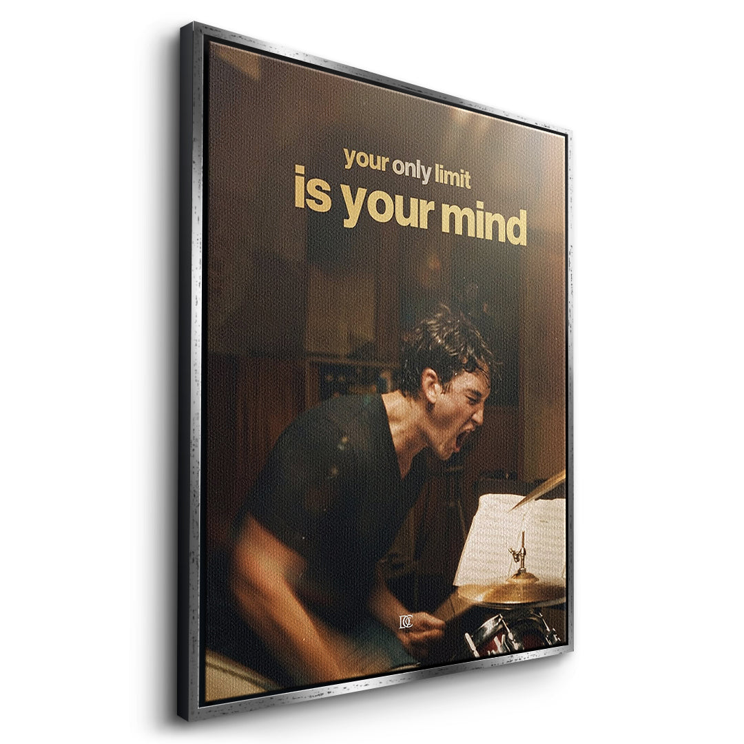 Seitenansicht des Leinwandbilds Your Only Limit Is Your Mind Vintage im silbernen Rahmen