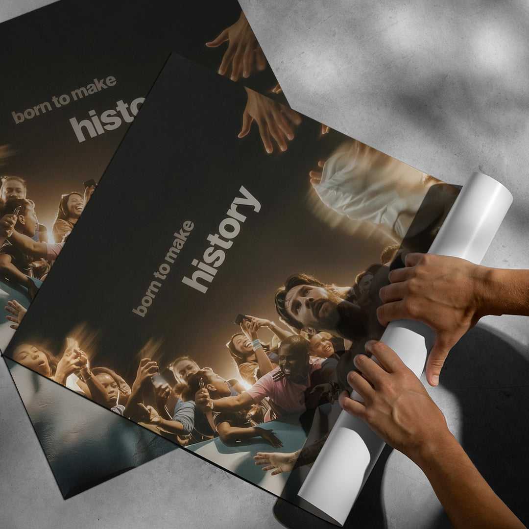 Aufgerolltes Poster Born To Make History