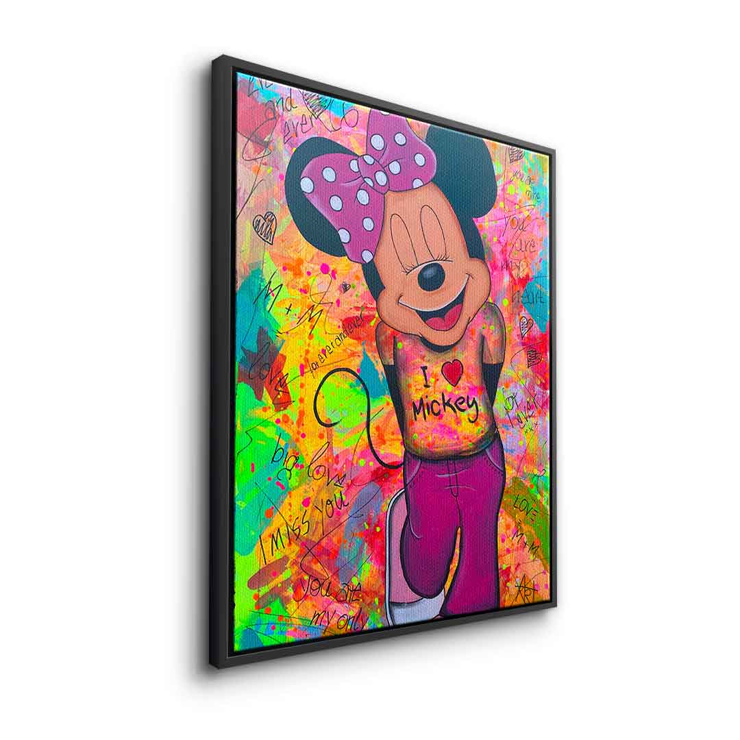 Minni Loves Mickey