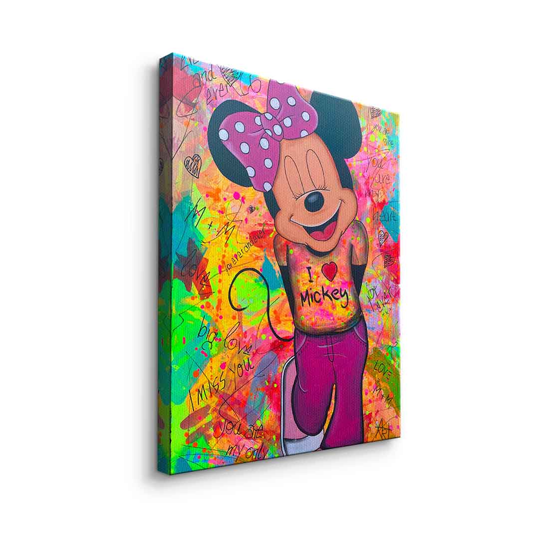 Minni Loves Mickey