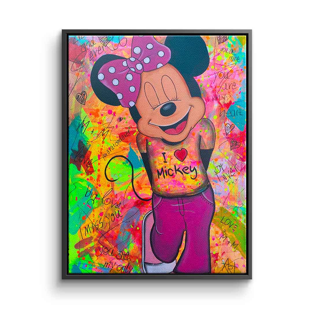 Minni Loves Mickey