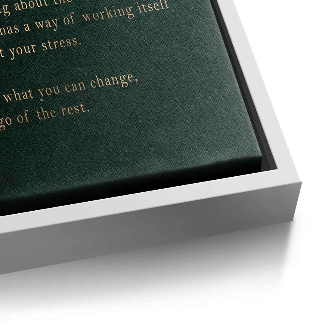 DOTCOMCANVAS Leinwandbild Don't Overthink it. Detailansicht mit weißem Rahmen – Druckqualität der goldenen Typografie