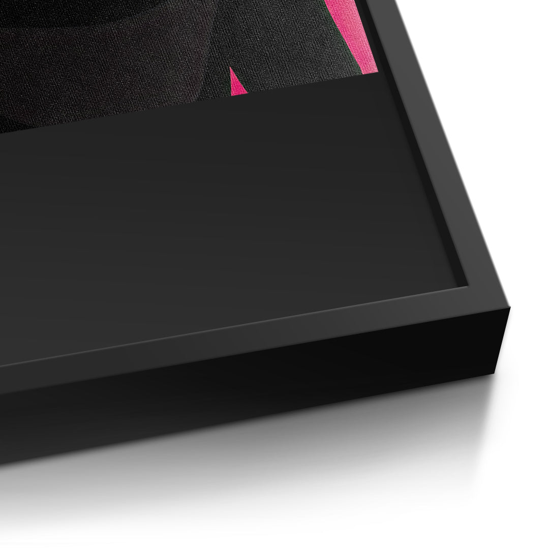 detail black frame