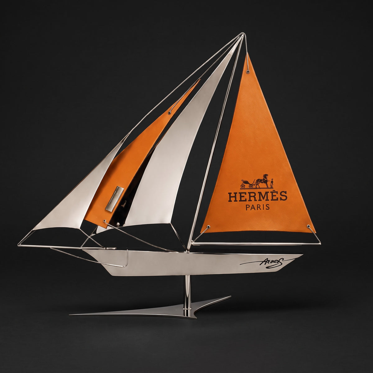 Hermès Sailboat Silver | NAOR Skulptur – Detail