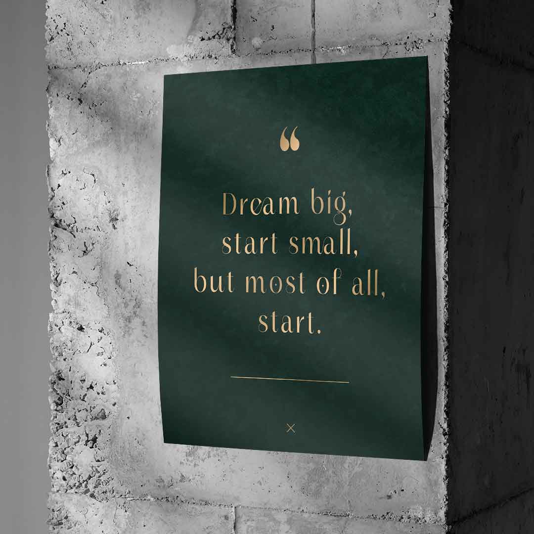 DOTCOMCANVAS Dream Big Poster an Betonwand
