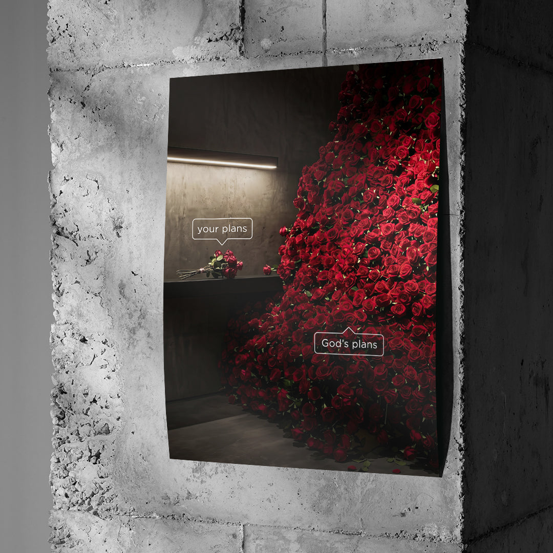 DOTCOMCANVAS Your Plans vs God's Plans Poster an Betonwand