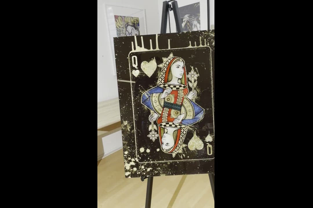 Load video: Queen Card - Gold Leaf